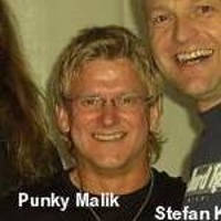 KLAUS 'PUNKY' MALIK  -Guitare-
