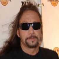ACE FREHLEY </h3><p>Chant,Guitare-