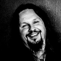 Juha Wahlstén - Guitare -