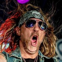 Todd Boisvert - Basse -