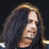 Mike Duda  - Basse -