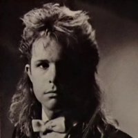 David Sikes - Basse -
