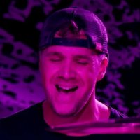 Sam Callendar -Batterie-