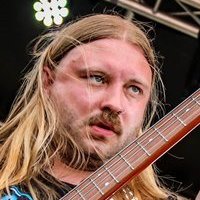 Jones Nühlen - Basse -